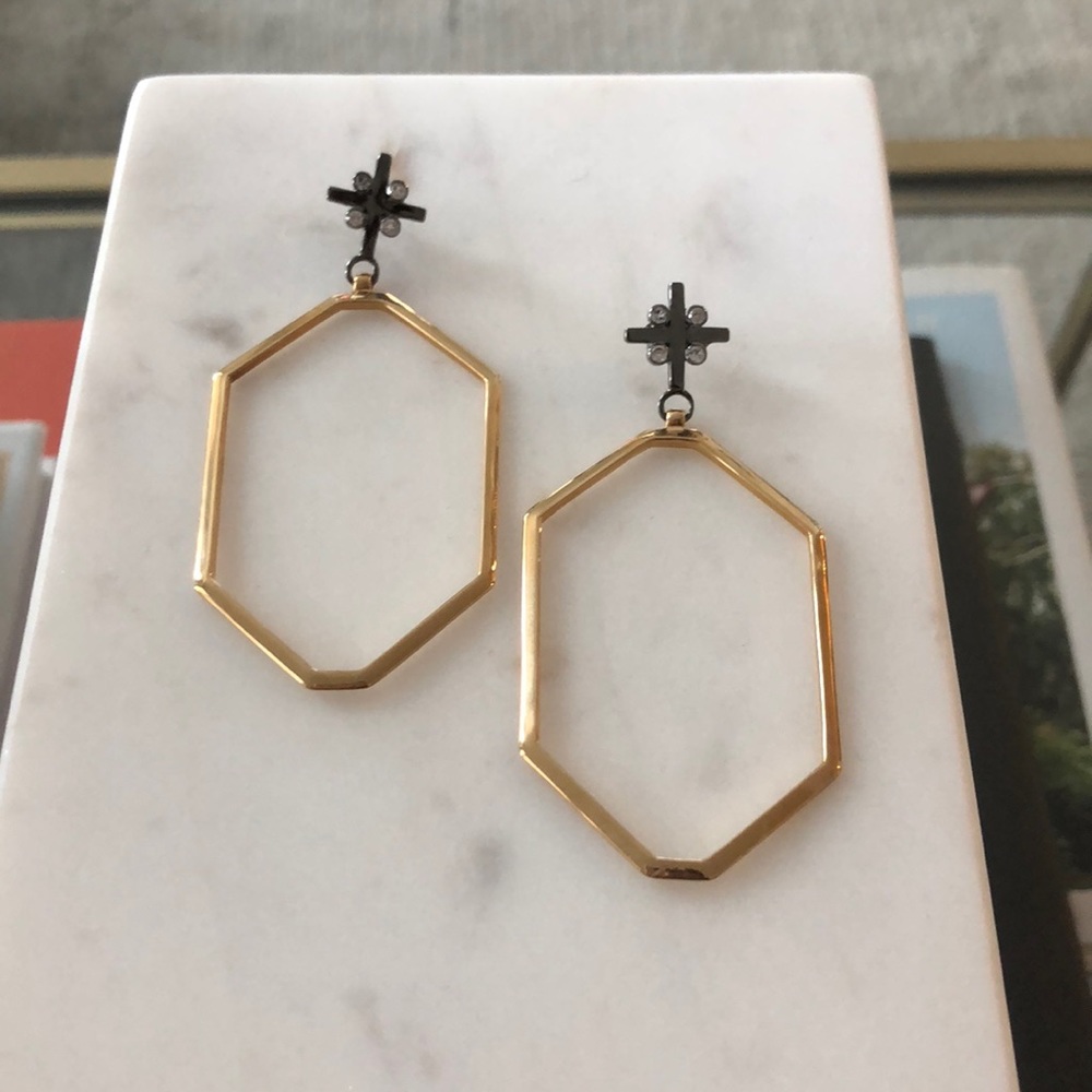 Madstone M8 Earrings